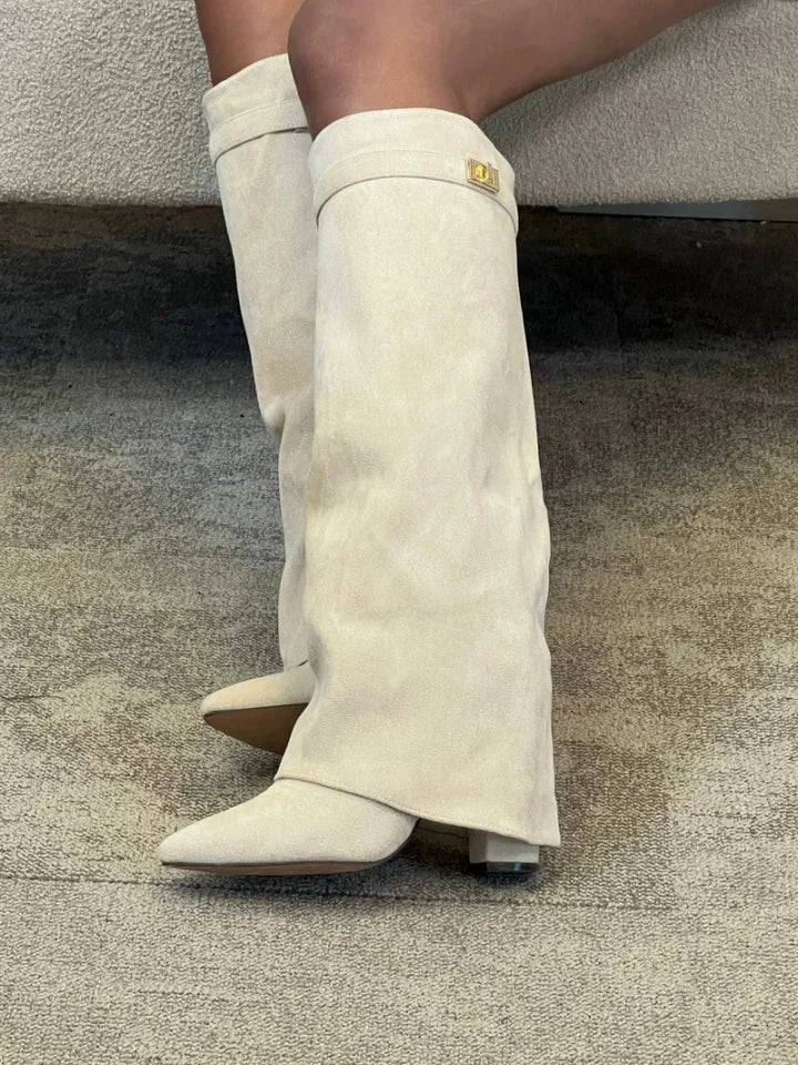 BOOTS FOR AUTUMN WHITE SUEDE