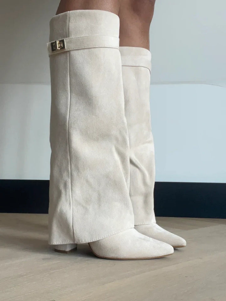 BOOTS FOR AUTUMN WHITE SUEDE