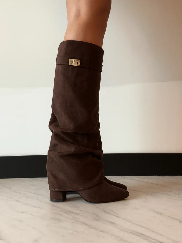 BOOTS FOR AUTUMN BROWN SUEDE